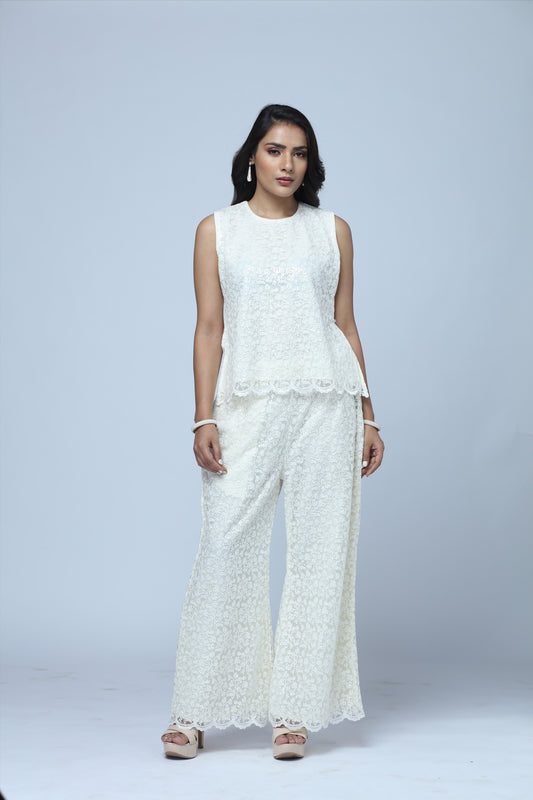 Ivory Lace Lounge Set – 2-Piece Relaxed Top & Wide-Leg Pants